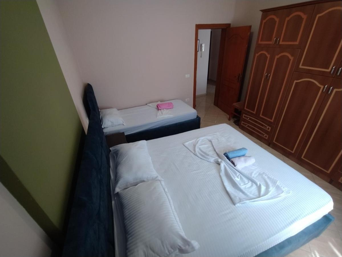 Lungomare Beach Apartments Vlorë エクステリア 写真